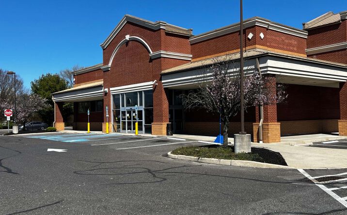 Pictures of Retail property located at 335 Village Center Dr, Logan Township, NJ 08085 for lease - image #1
