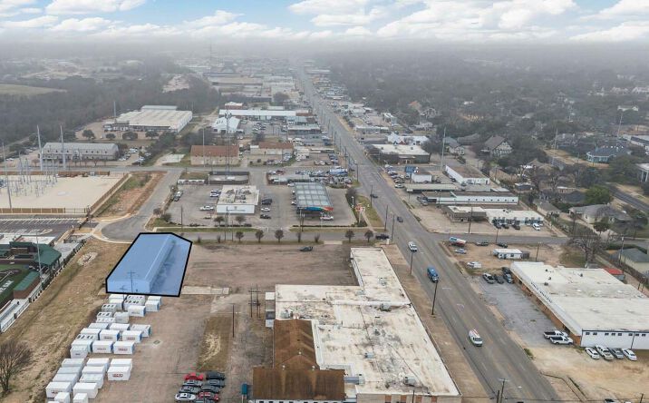 Pictures of Office, Industrial property located at 2400 Franklin Ave, Waco, TX 76701 for lease - image #1