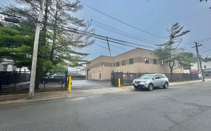 Pictures of Industrial property located at 130 Sheridan Boulevard, Hempstead, NY 11096 for lease - image #1