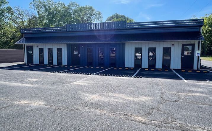 Pictures of Retail, Office, Industrial property located at 2114 Chesnee Hwy, Spartanburg, SC 29303 for lease - image #1