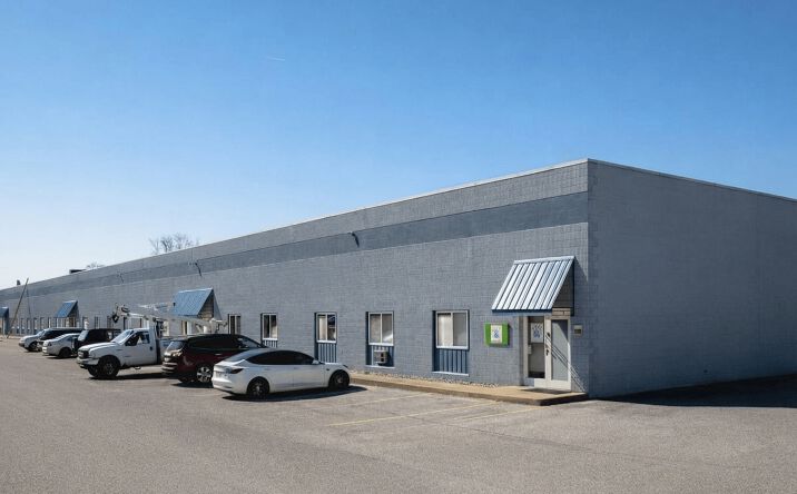 Pictures of Industrial property located at 5265 Tractor Rd, Toledo, OH 43612 for lease - image #1