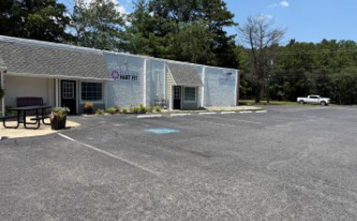 Pictures of Retail, Special Purpose property located at 7 Tomlinson Mill Rd, Medford, NJ 08055 for lease - image #1