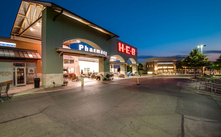 Pictures of Retail, Office, Restaurant property located at 10003 NW Military Hwy, San Antonio, TX 78231 for lease - image #1