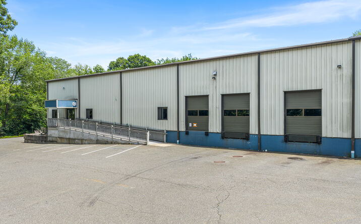 Pictures of Industrial property located at 11-C Bokum Rd, Essex, CT 06426, Essex, CT 06426 for lease - image #1