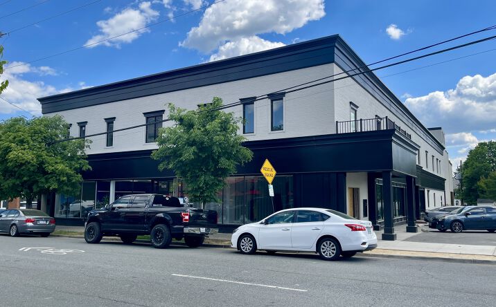 Pictures of Retail, Office property located at 520 William St, Fredericksburg, VA 22401 for lease - image #1