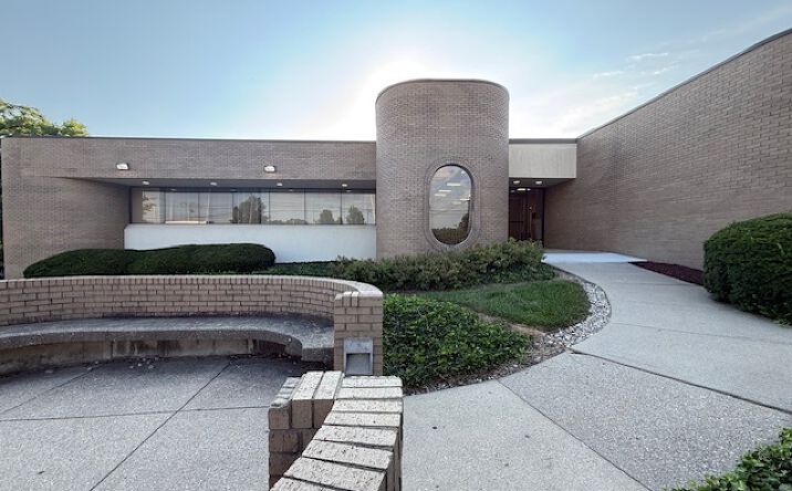Pictures of Office property located at 7205 Dixie Hwy, Florence, KY 41042 for lease - image #1