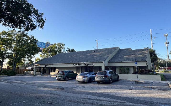 Pictures of Retail, Office property located at 32502 US Hwy 19 N #B, Palm Harbor, FL 34684 for lease - image #1