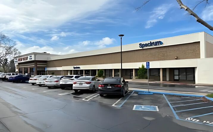 Pictures of Retail property located at 4450 California Ave, Ste A, Bakersfield, CA 93309 for lease - image #1
