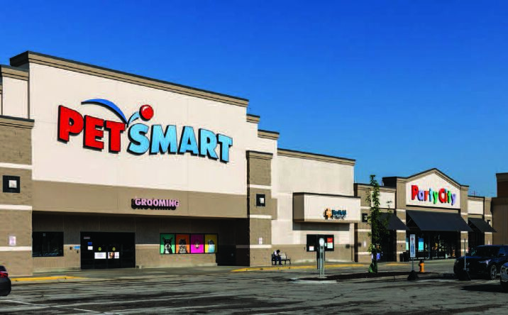 Pictures of Retail property located at 5828 Antioch Rd, Merriam, KS 66202 for lease - image #1