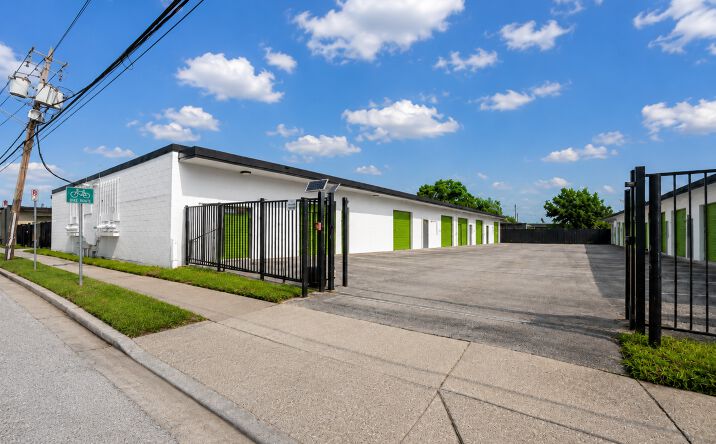 Pictures of Industrial property located at 6020 Jessamine St, Houston, TX 77081 for lease - image #1