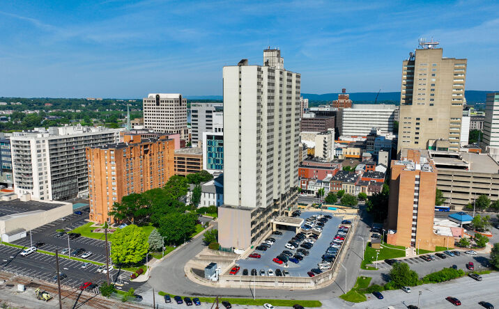 Pictures of Office property located at 301 Chestnut St, Harrisburg, PA 17101 for lease - image #1