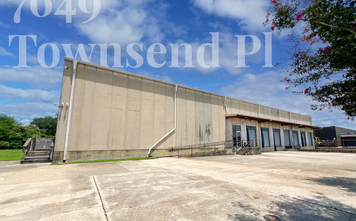 Pictures of Office, Industrial property located at 7649 Townsend Pl, New Orleans, LA 70126 for lease - image #1