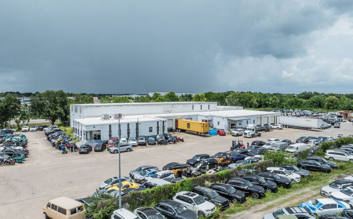 Pictures of Industrial property located at 9122 Telephone Rd, Houston, TX 77075 for lease - image #1