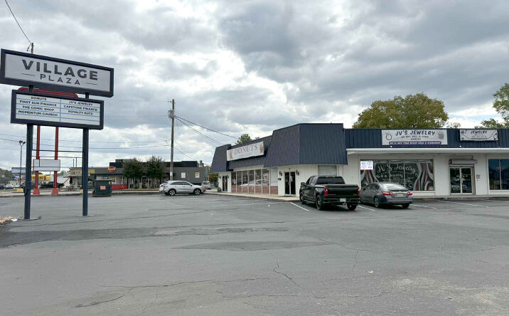 Pictures of Retail, Office property located at 1815 6th Ave SE, Decatur, AL 35601 for lease - image #1