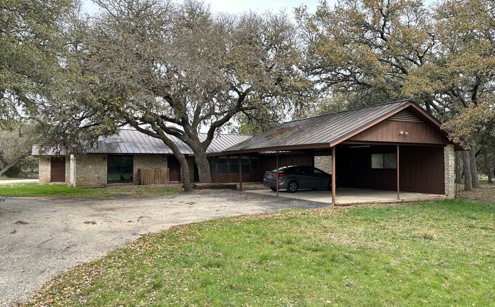 Pictures of Retail, Land, Office property located at 29681 I-10, FAIR OAKS, TX 78006 for lease - image #1