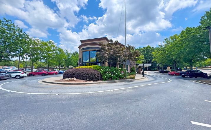 Pictures of Retail, Land, Restaurant property located at 2020 Satellite Boulevard Northwest, Duluth, GA 30097 for lease - image #1