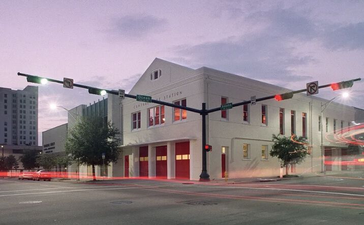 Pictures of Retail, Office, Restaurant property located at 39 E Adams St, Jacksonville, FL 32202 for lease - image #1