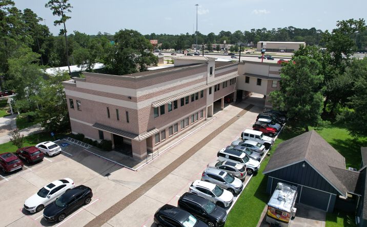Pictures of Retail, Office property located at 26202 Oak Ridge Dr, Spring, TX 77380 for lease - image #1