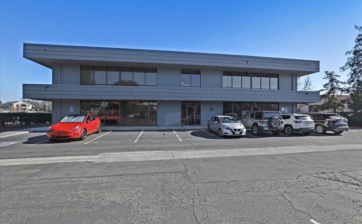 Pictures of Office property located at 2470 S Winchester Blvd, Campbell, CA 95008 for lease - image #1