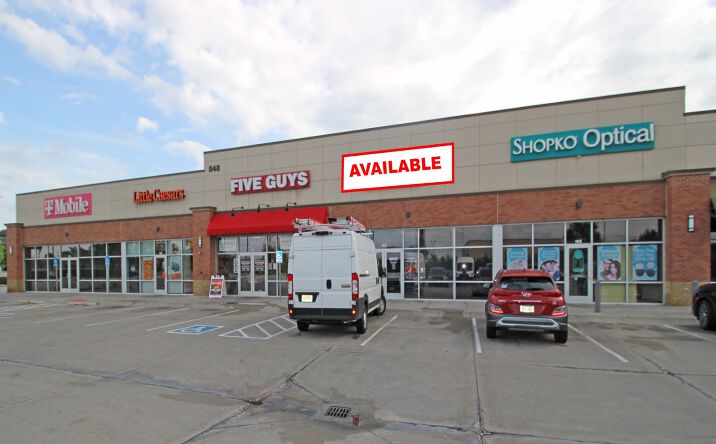 Pictures of Retail property located at 848 Cornhusker Rd, Bellevue, NE 68123 for lease - image #1
