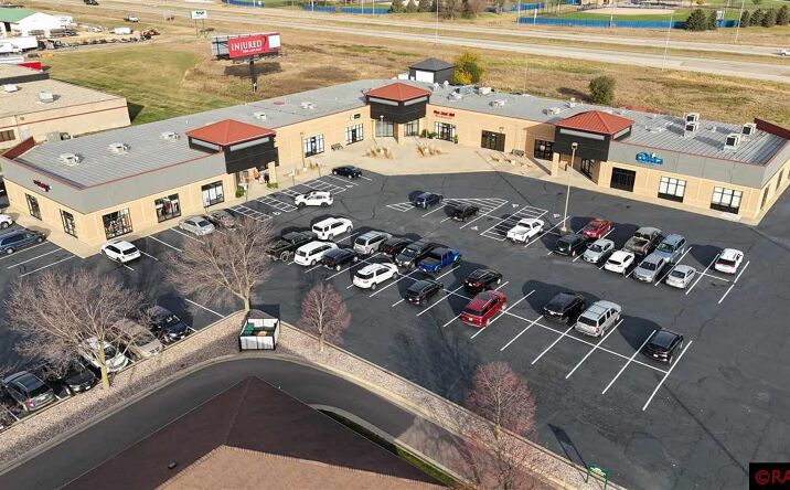 Pictures of Land property located at 1806 Commerce Drive, North Mankato, MN 56003 for lease - image #1