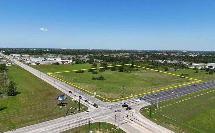 Pictures of Land property located at Hwy14 & Mcneese Street, Lake Charles, LA 70607 for lease - image #1