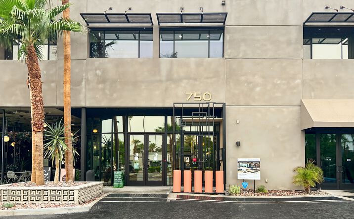 Pictures of Office property located at 750 S Palm Canyon Dr, Palm Springs, CA 92264 for lease - image #1