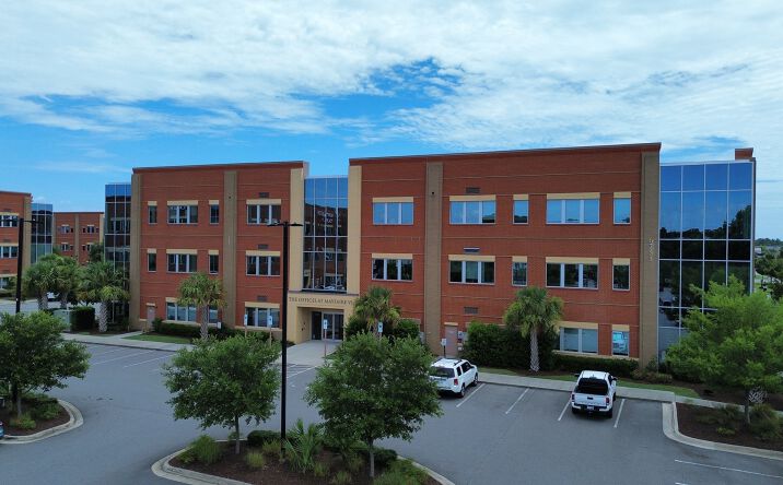 Pictures of Office property located at 6751 Parker Farm Dr, Wilmington, NC 28405 for lease - image #1