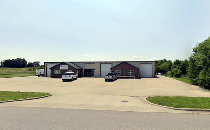 Pictures of Industrial property located at 1019 Cowan Dr, Lebanon, MO 65536 for lease - image #1