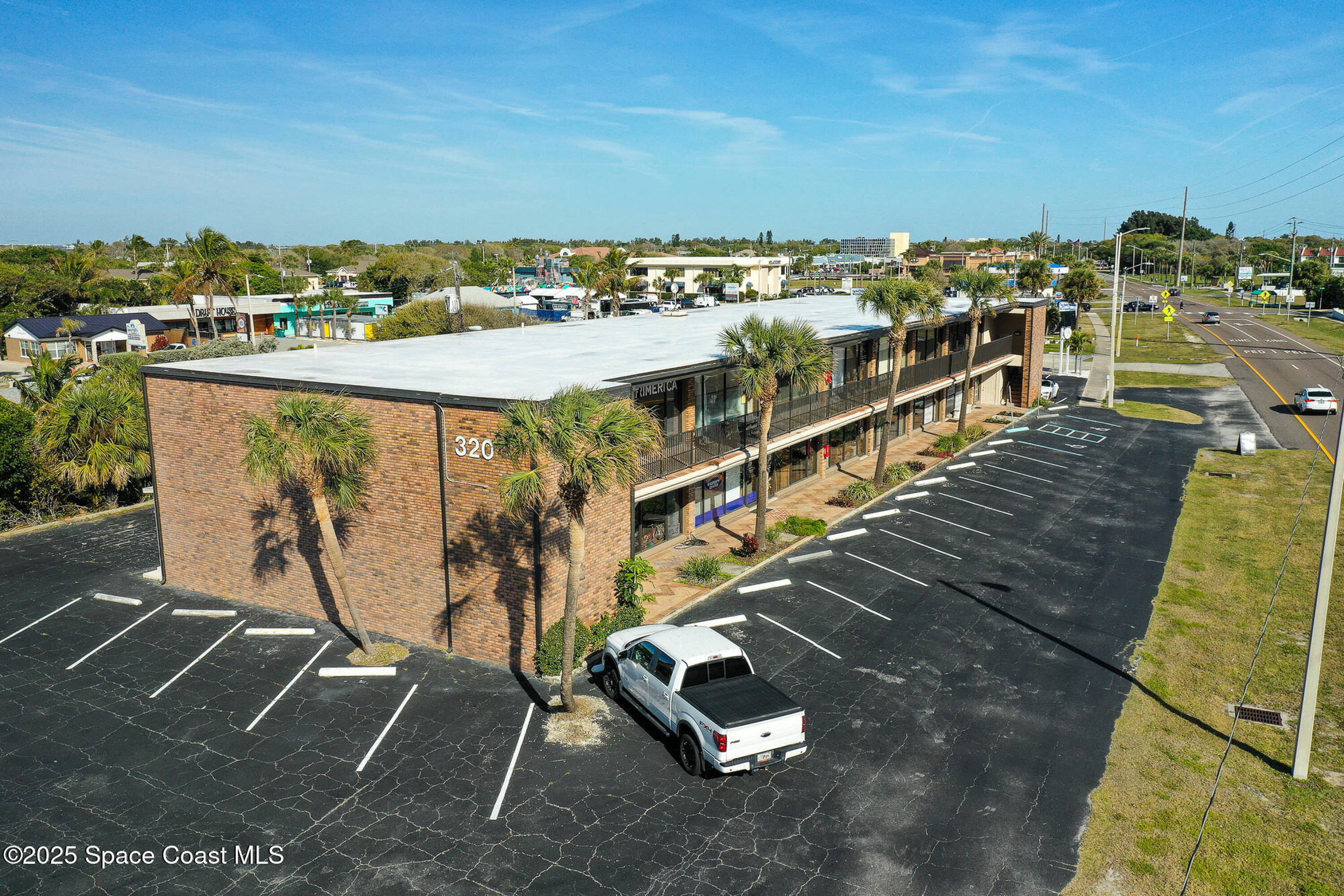 320 N Atlantic Avenue Cocoa Beach - D1d9b08f52734d44aafa0ca8f21fc7e4 3000x2000 Resize 