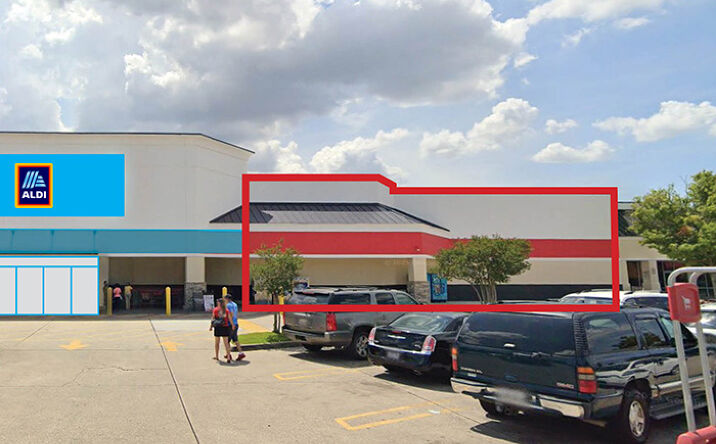 Pictures of Retail property located at 2112 Belle Chasse Highway, Gretna, LA, Gretna, US 70053 for lease - image #1