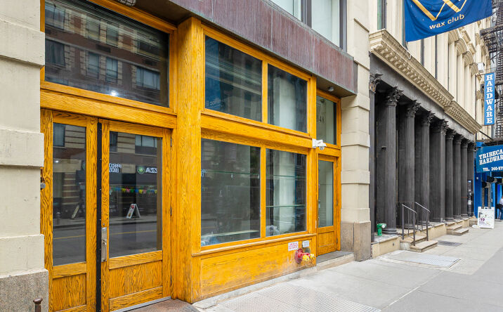 Pictures of Retail property located at 148 Chambers St, New York, NY 10007 for lease - image #1