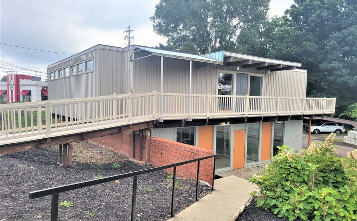 Pictures of Office property located at 1475 Lexington Ave, Mansfield, OH 44907 for lease - image #1