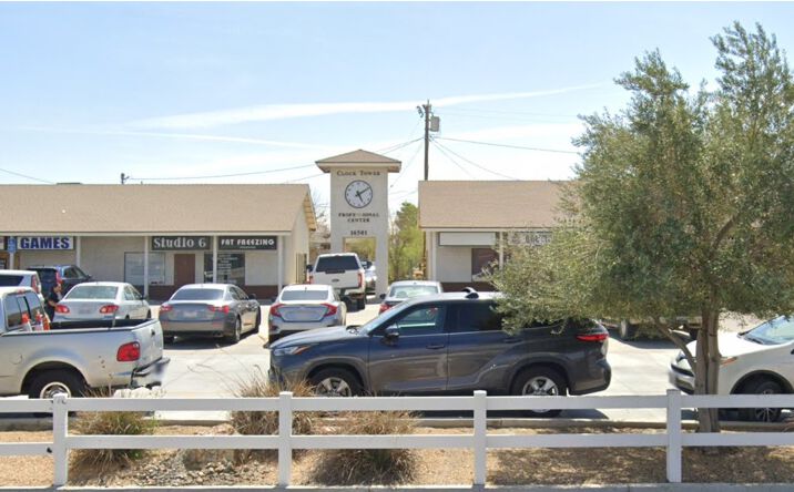 Pictures of Office property located at 16501 Walnut St, Hesperia, CA 92345 for lease - image #1