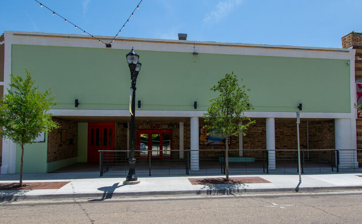Pictures of Retail, Restaurant property located at 715 S Polk St, Amarillo, TX 79101 for lease - image #1