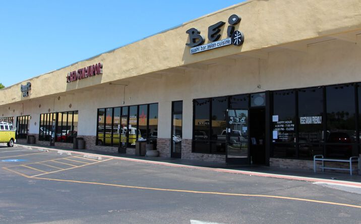 Pictures of Retail property located at 2200 N Scottsdale Rd, Scottsdale, AZ 85257 for lease - image #1