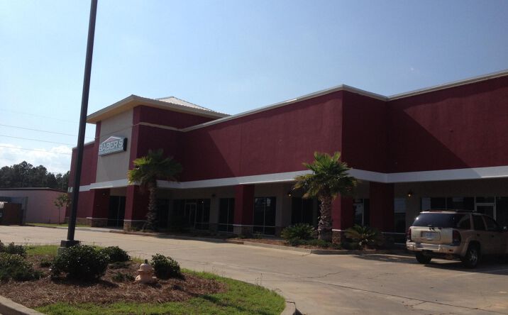 Pictures of Retail property located at 3827 Bienville Blvd, Ocean Springs, MS 39564 for lease - image #1