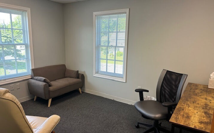 Pictures of Office property located at 828 Federal Rd, Brookfield, CT 06804 for lease - image #1