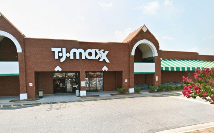 Pictures of Retail property located at 5075 Morganton Rd, Fayetteville, NC 28314 for lease - image #1