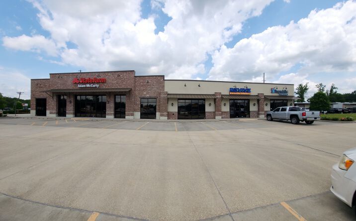 Pictures of Retail, Office property located at 12550 Airline Hwy, Gonzales, LA 70737 for lease - image #1