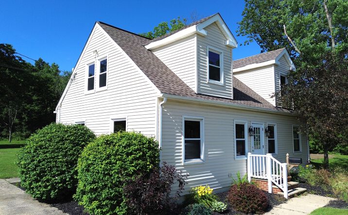 Pictures of Office property located at 7864 Mayfield Rd, Chesterland, OH 44026 for lease - image #1