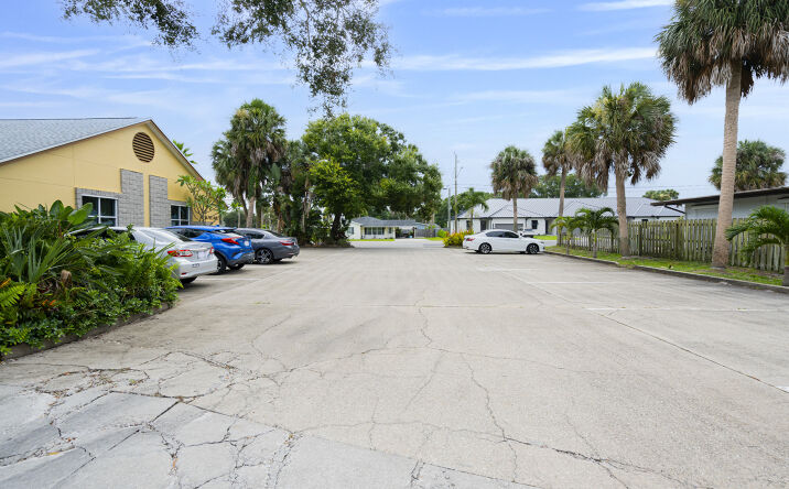Pictures of Office property located at 301 W Fee Ave, Melbourne, FL 32901 for lease - image #1