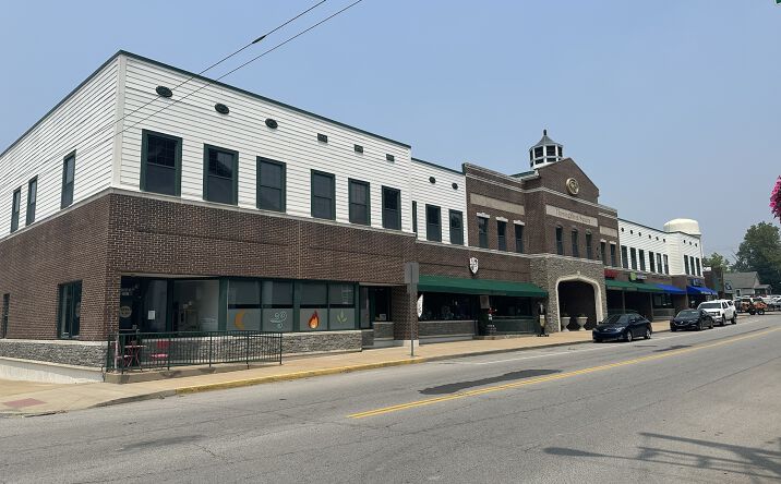Pictures of Office property located at 201-217 N. Main St., Versailles, KY 40383 for lease - image #1