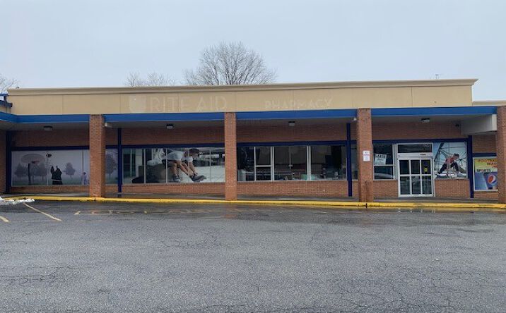 Pictures of Retail property located at 2713 Philadelphia Pike, Wilmington, DE 19809 for lease - image #1