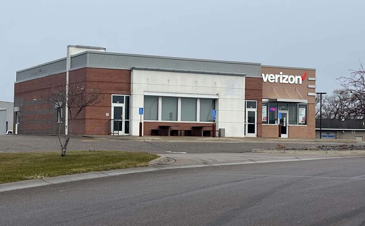 Pictures of Retail, Restaurant property located at 685 Opportunity Park Dr, Paynesville, MN 56362 for lease - image #1