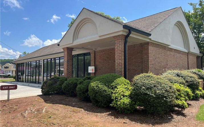 Pictures of Office property located at 314 E Main Street, Cartersville, GA 30120 for lease - image #1