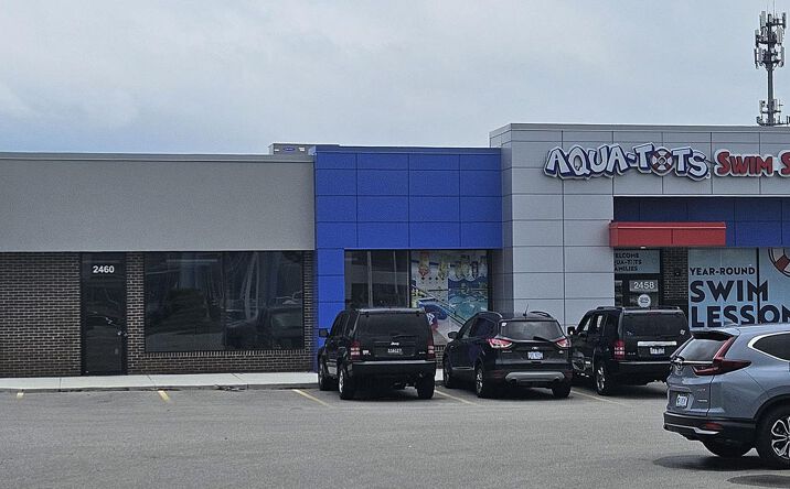 Pictures of Retail property located at 2460 28th St SW, Wyoming, MI 49519 for lease - image #1