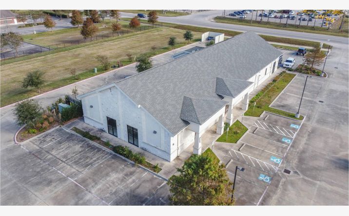 Pictures of Retail, Office property located at 601 FM 646 Rd, Dickinson, TX 77539 for lease - image #1