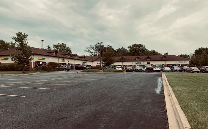 Pictures of Retail property located at 4527 Rt. 173, Zion, IL 60099 for lease - image #1