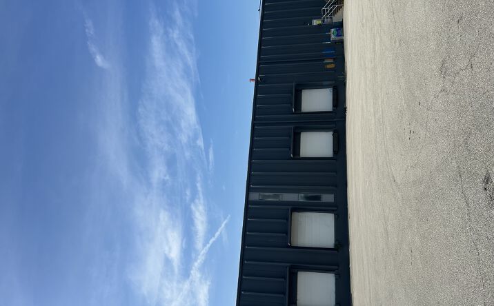 Pictures of Industrial property located at 2900 Fern Valley Rd, Louisville, KY 40213 for lease - image #1